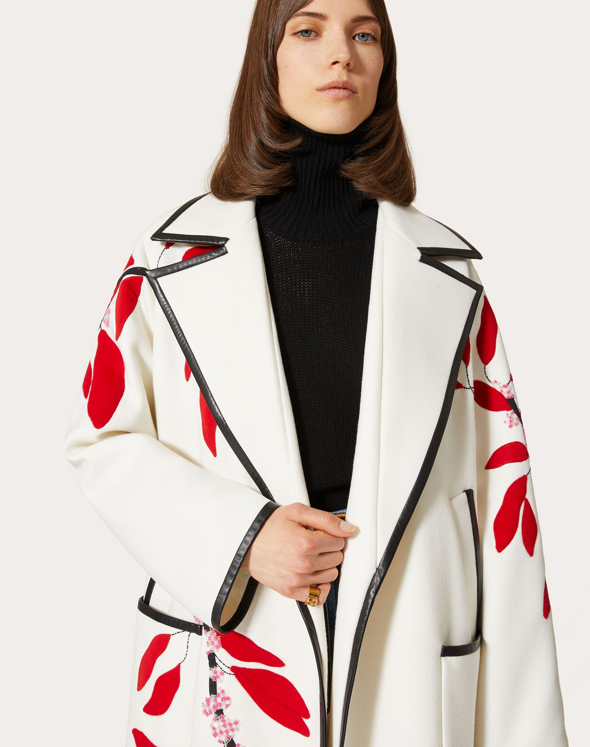 EMBROIDERED COMPACT DRAP COAT - 5