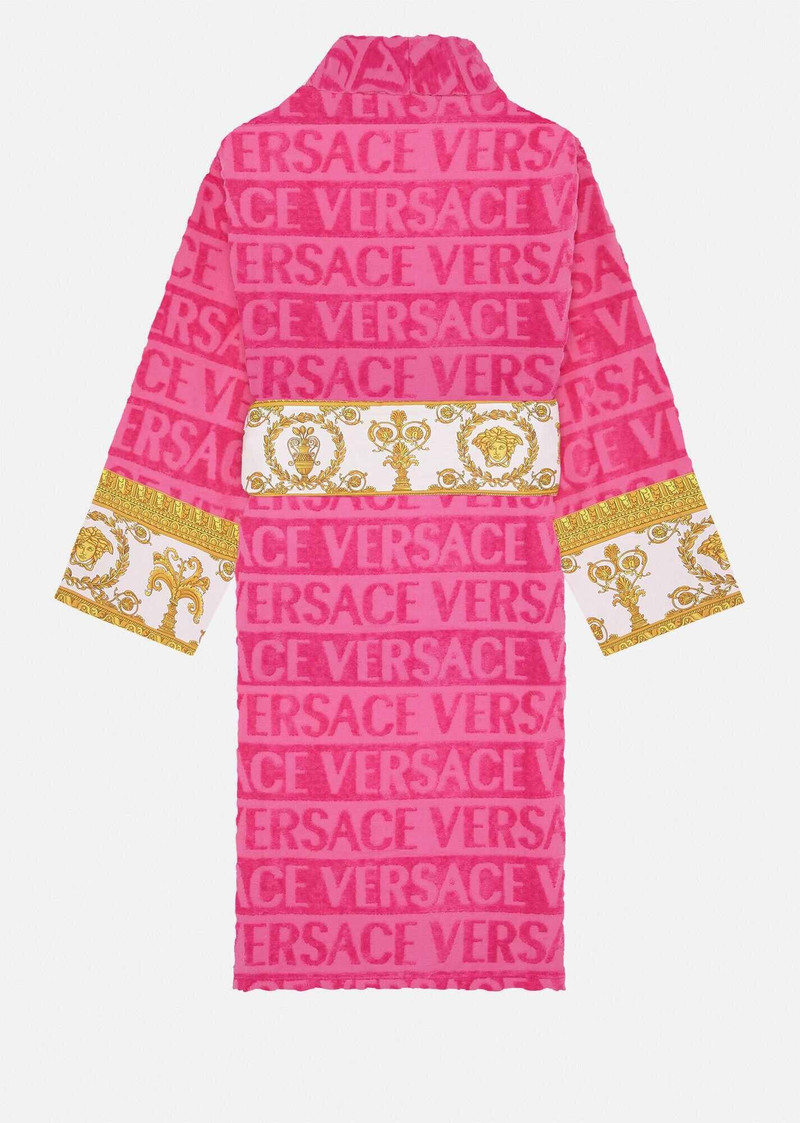 I ♡ Baroque Bathrobe 3