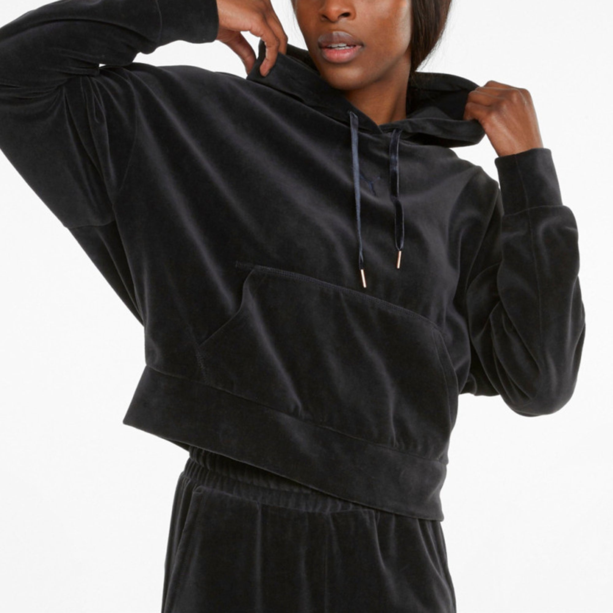(WMNS) PUMA Her Velour Hoodie 'Black' 846417-01 - 4