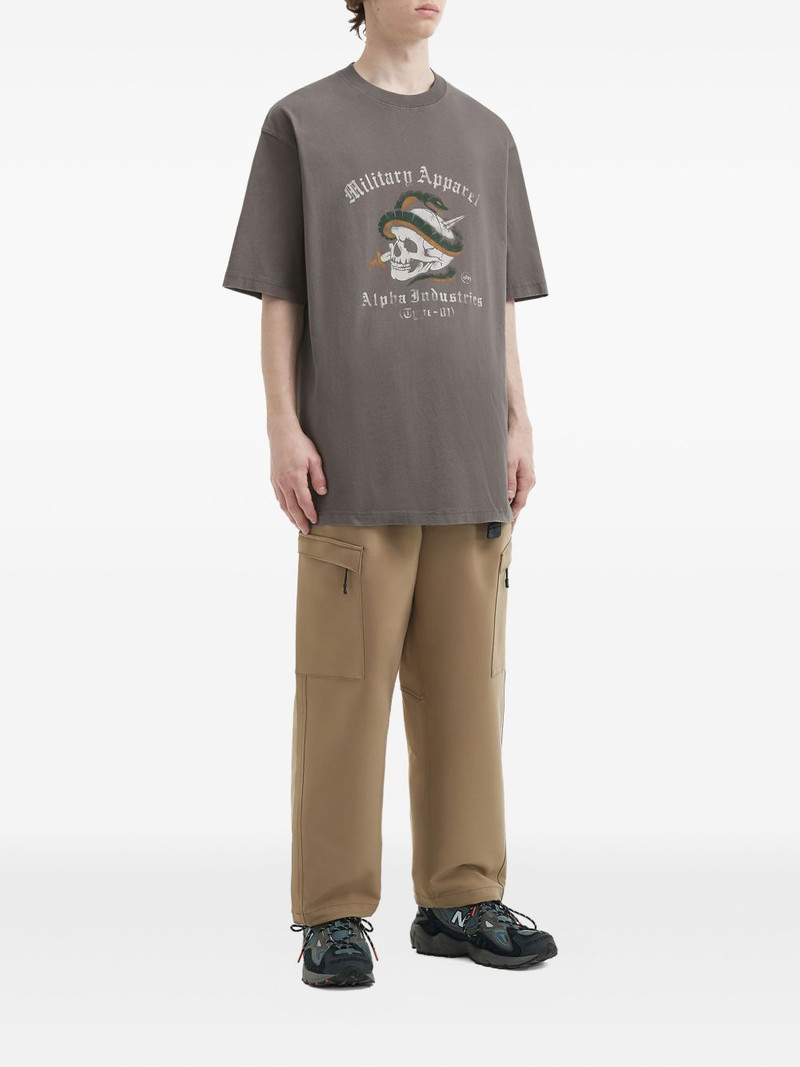 ALPHA INDUSTRIES skull graphic T-shirt outlook