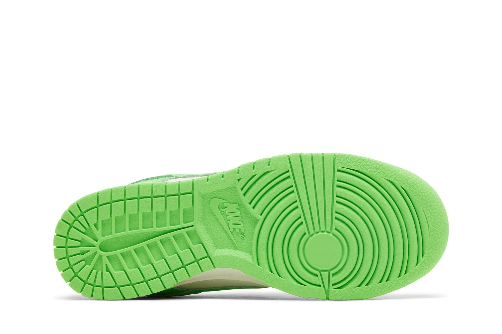 Wmns Dunk Low 'Green Strike' - 4