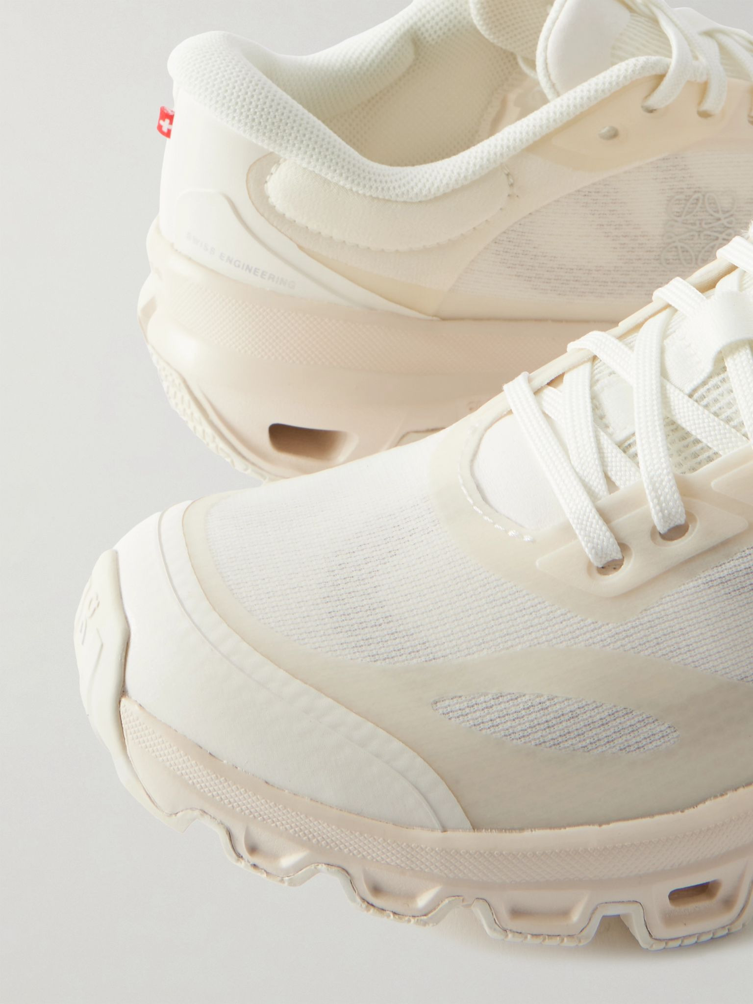 + ON CLOUDVENTURE 2.0 rubber-trimmed paneled recycled-mesh sneakers Ivory - 4