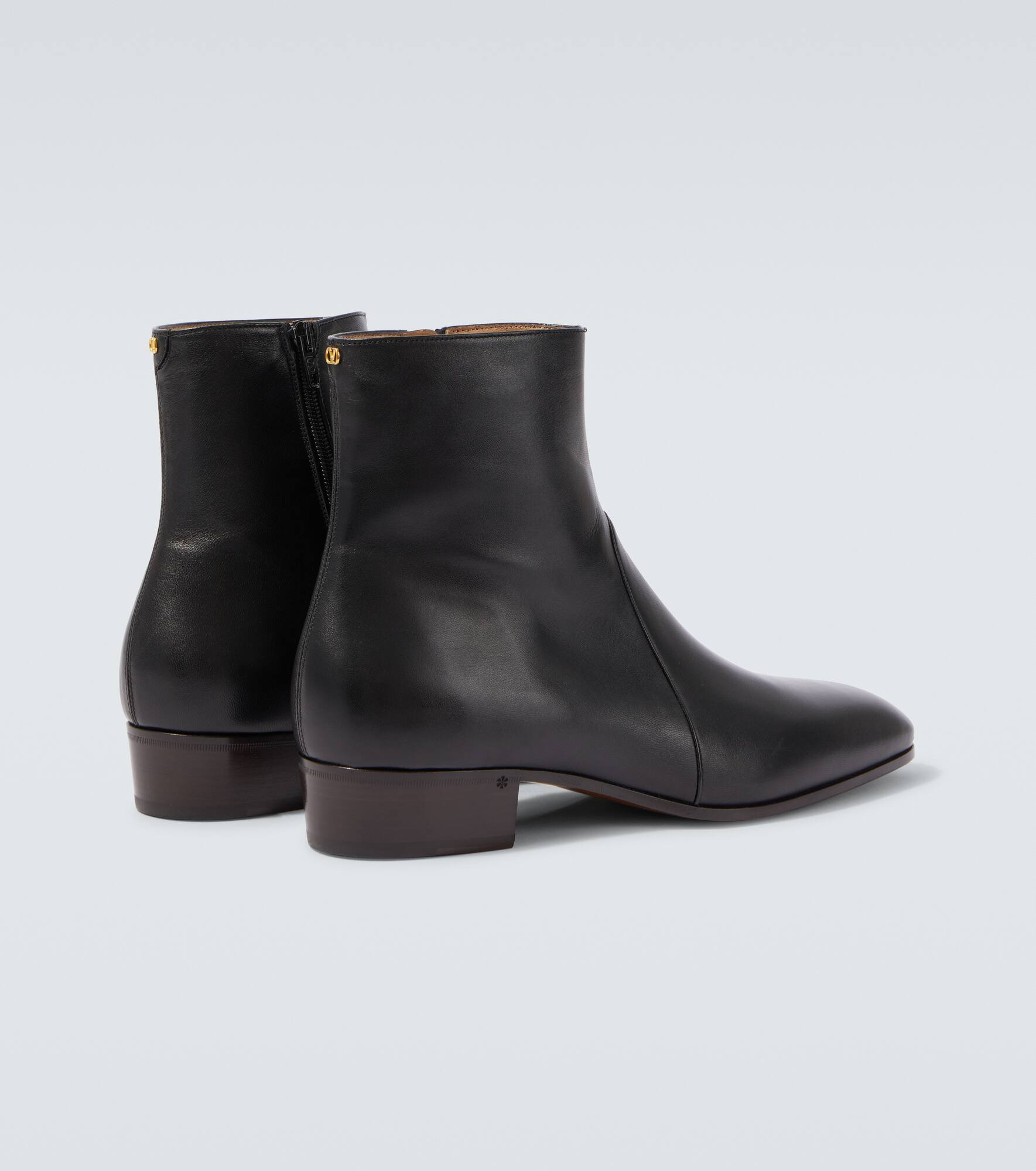 VLogo leather ankle boots - 6