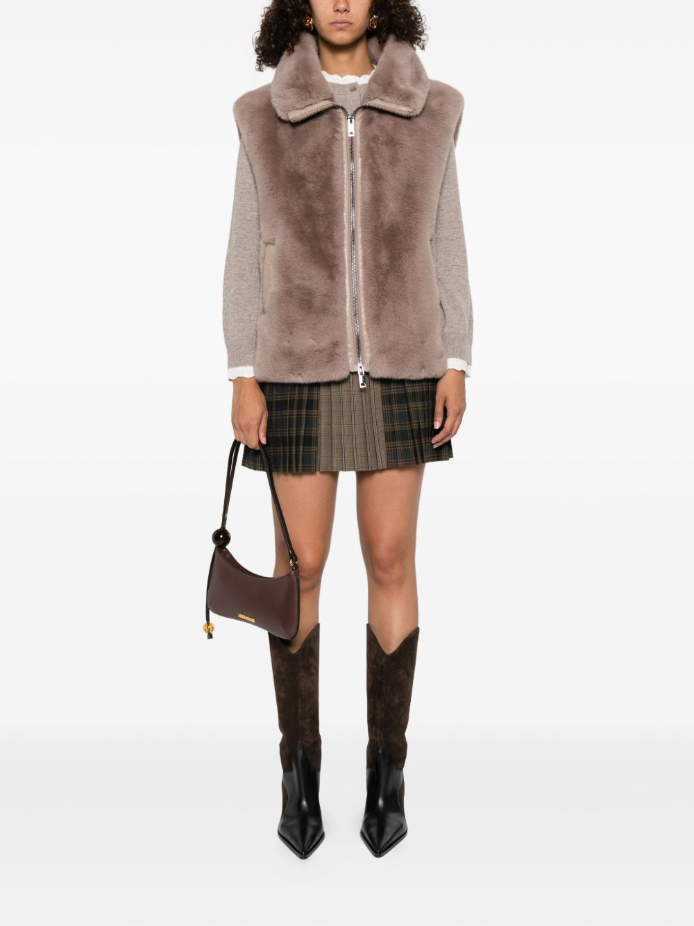 faux-fur zip-front vest - 2