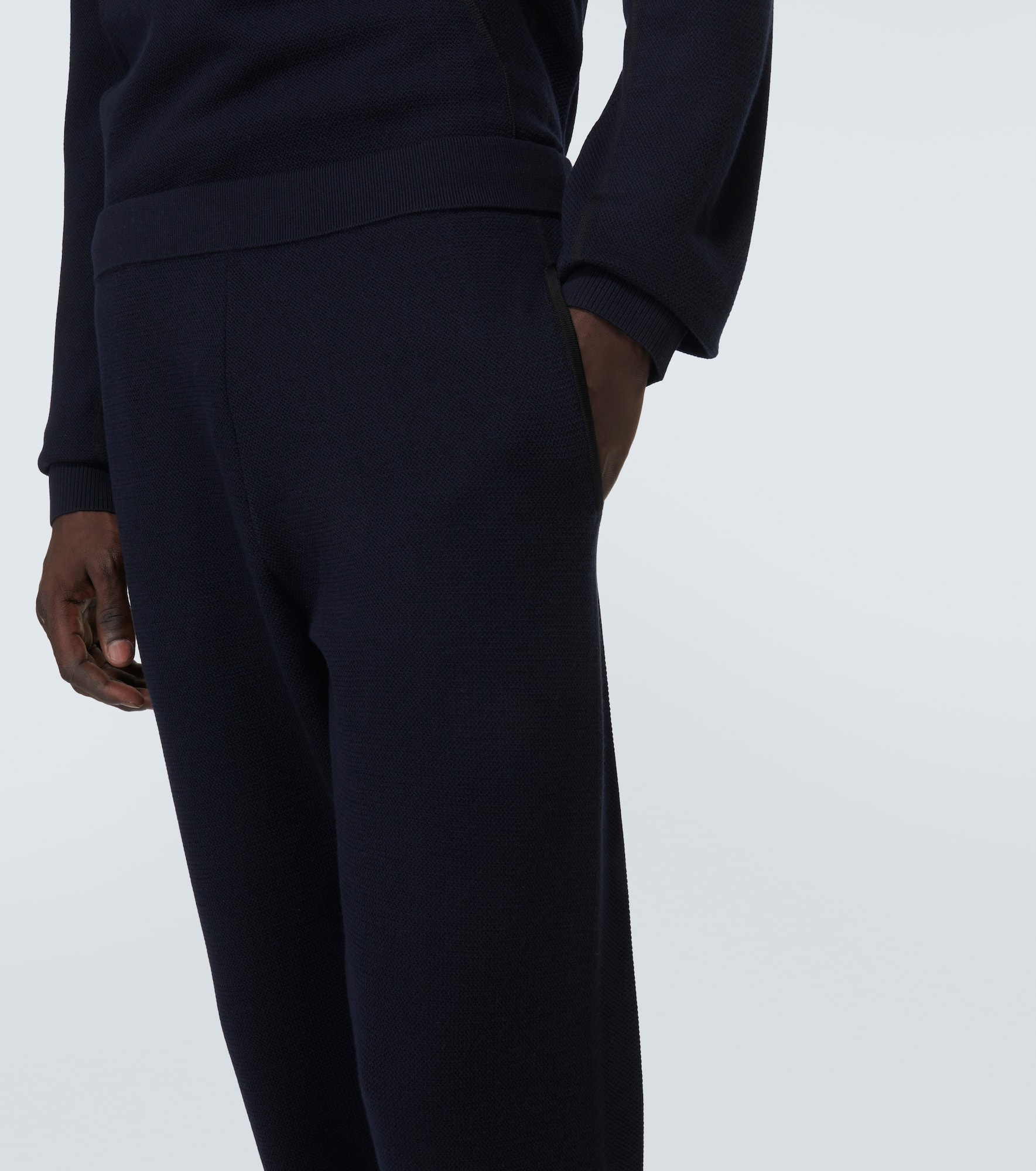 Wool and silk sweatpants - 5