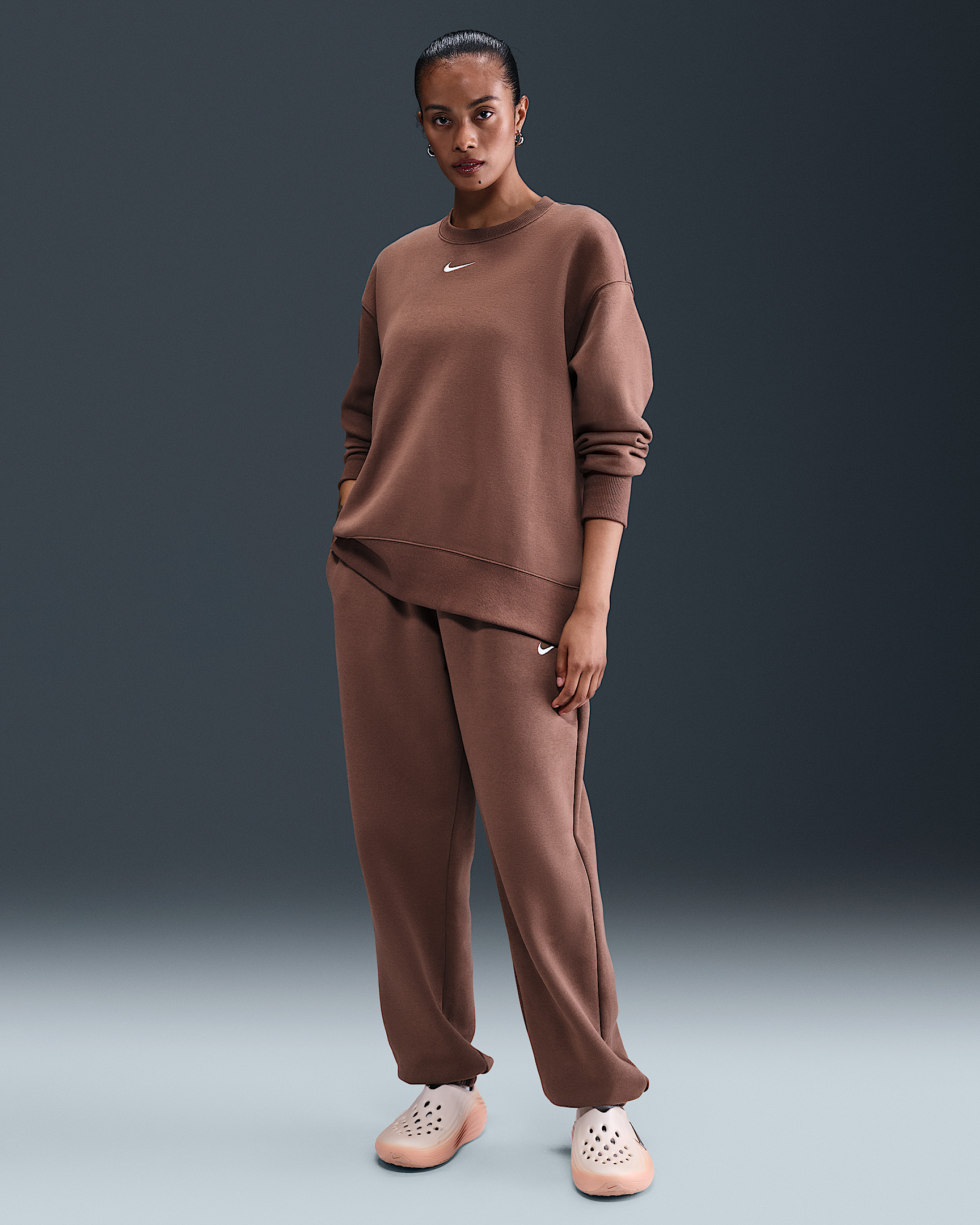 Nike Sportswear Phoenix Fleece Women's Oversized Crew-Neck Sweatshirt - 4