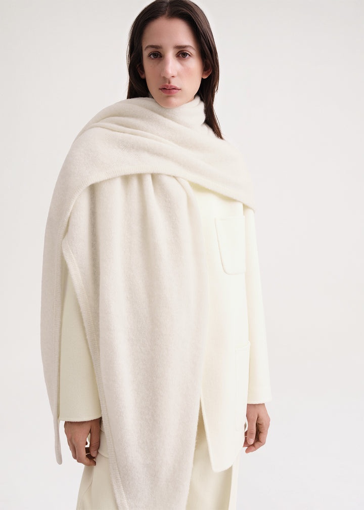 Featherlight triangle scarf cloud - 4