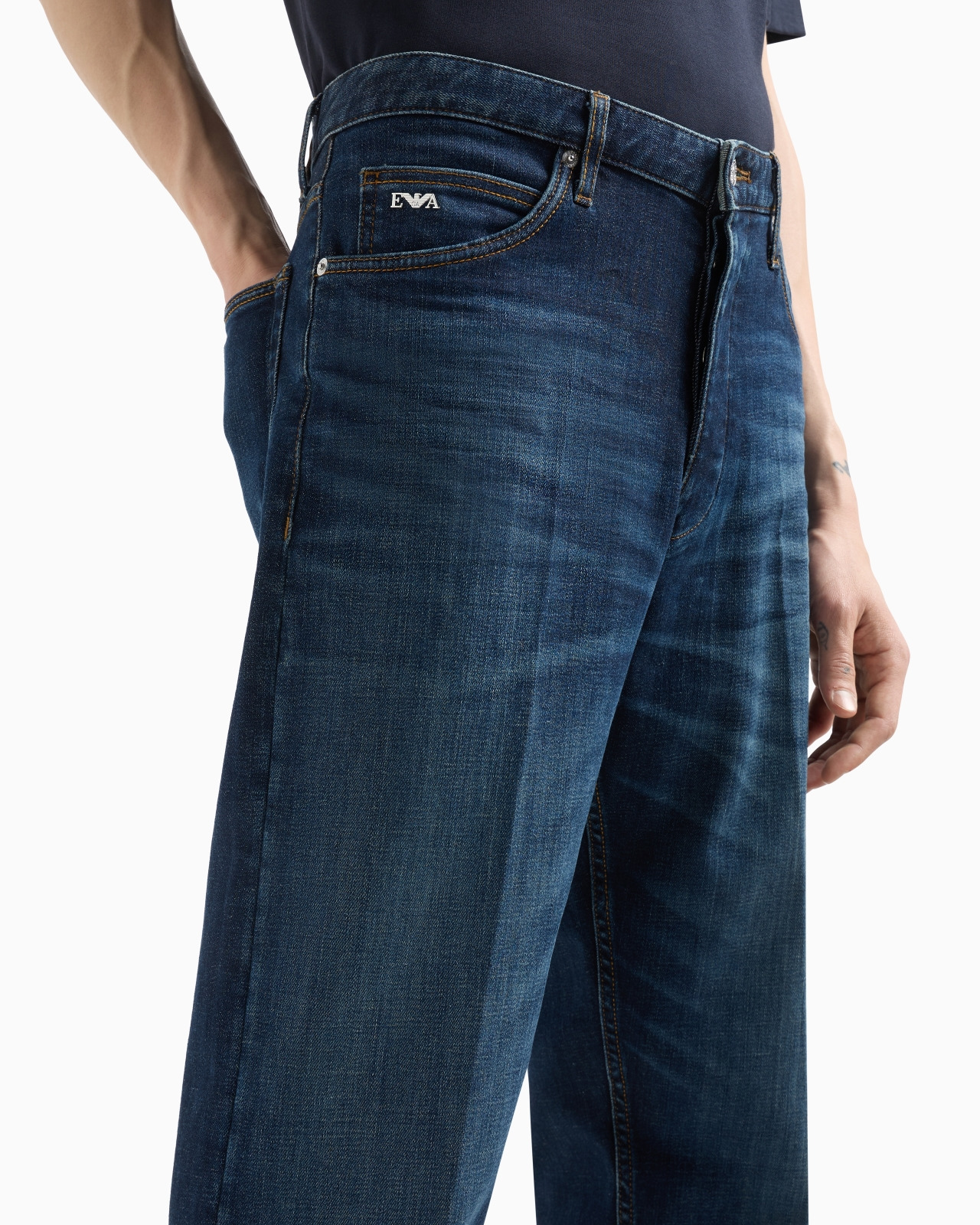 J69 Loose-fit jeans in stone-wash stretch denim with a dirty-effect treatment - 5