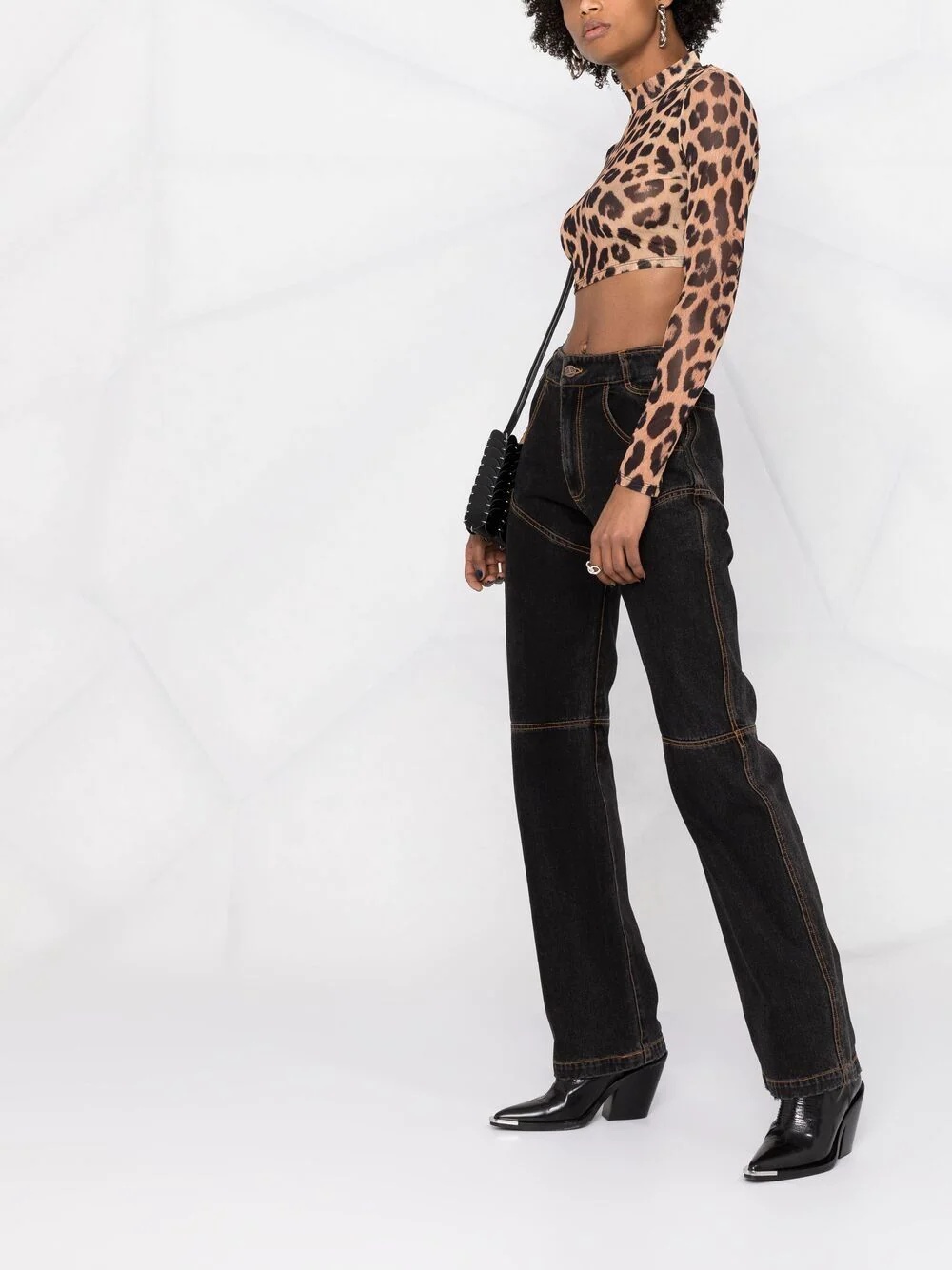 leopard-print cropped top - 4