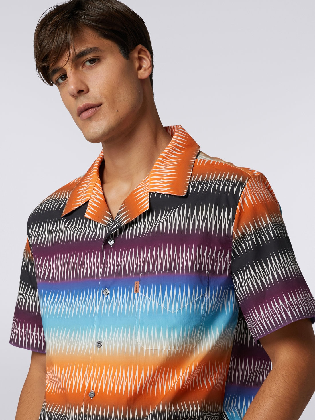 Short-sleeved cotton bowling shirt with zigzag print - 5