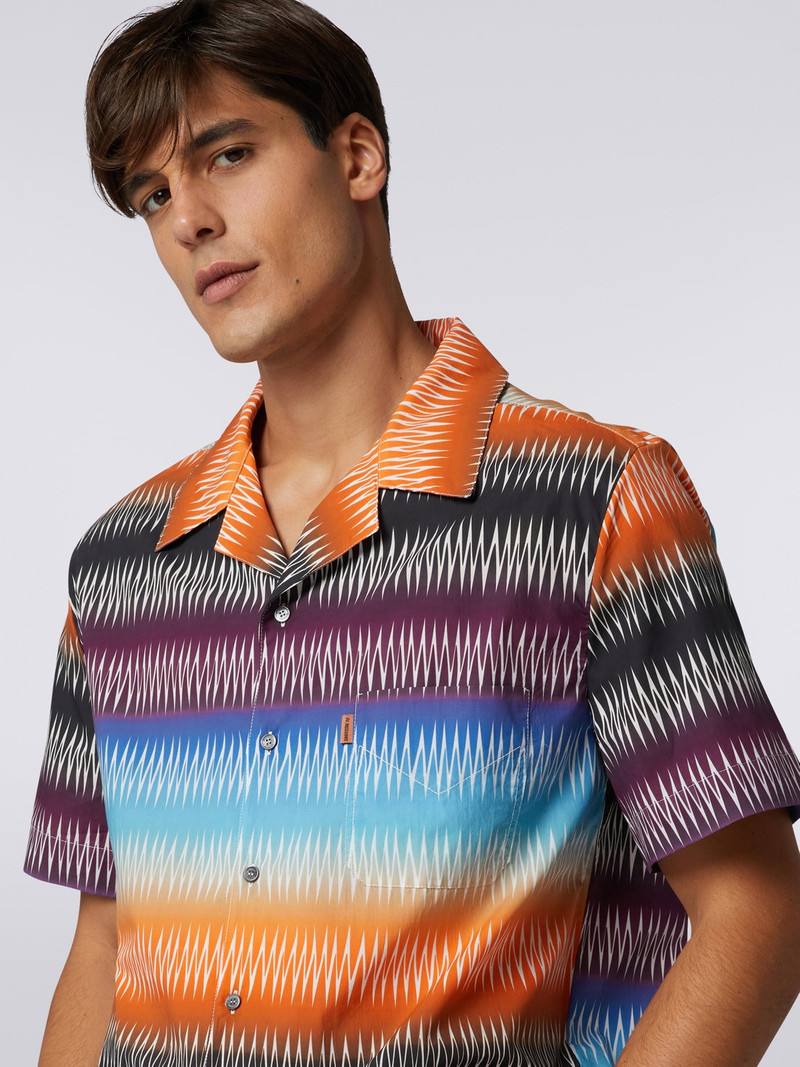 Short-sleeved cotton bowling shirt with zigzag print 5