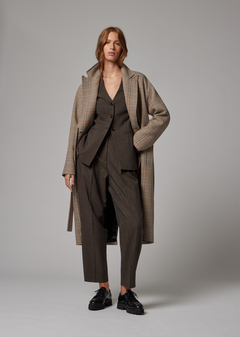 Women's Brown Houndstooth Collarless Two-Piece Suit 5