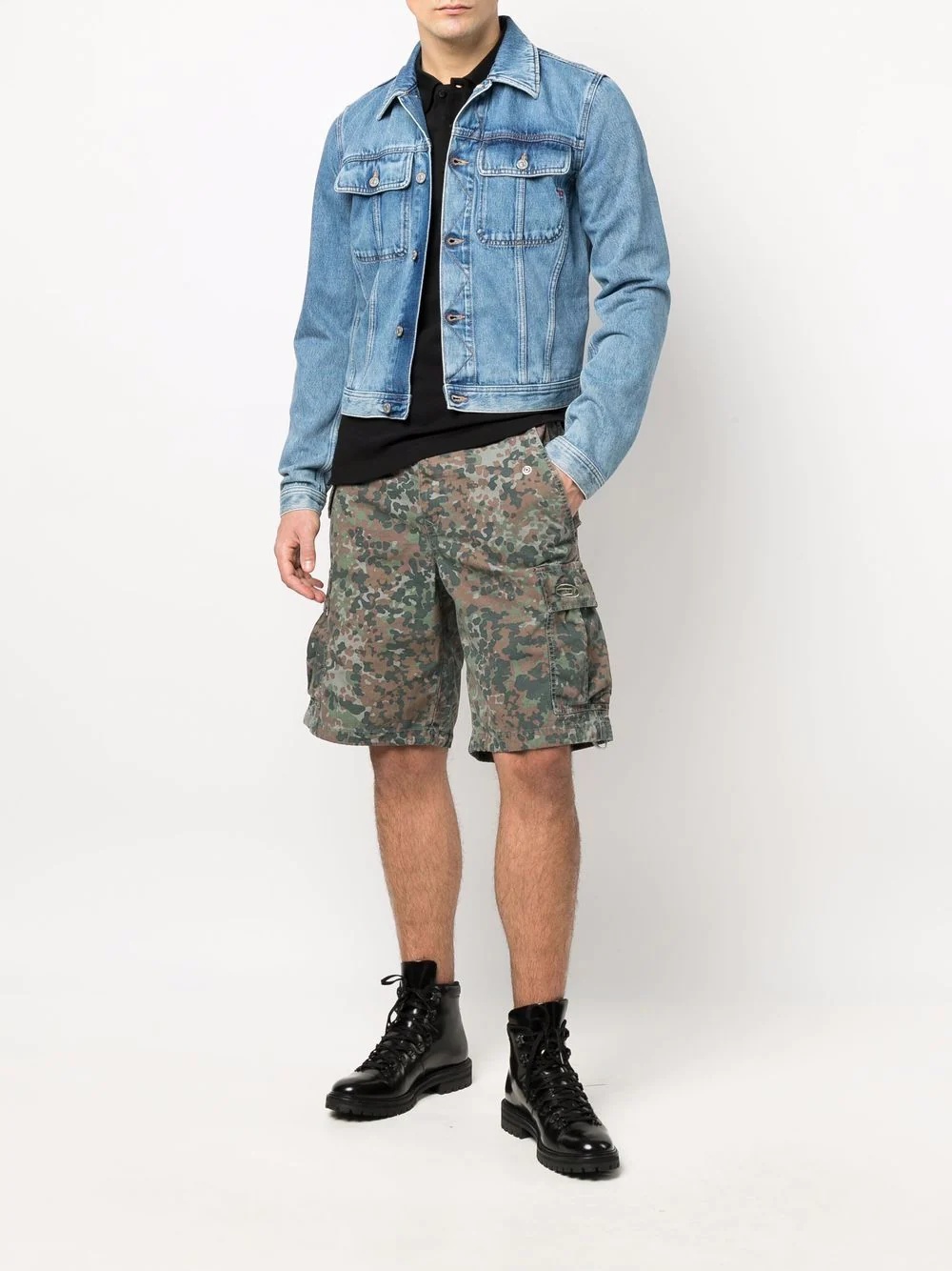 camouflage-print cargo shorts - 2