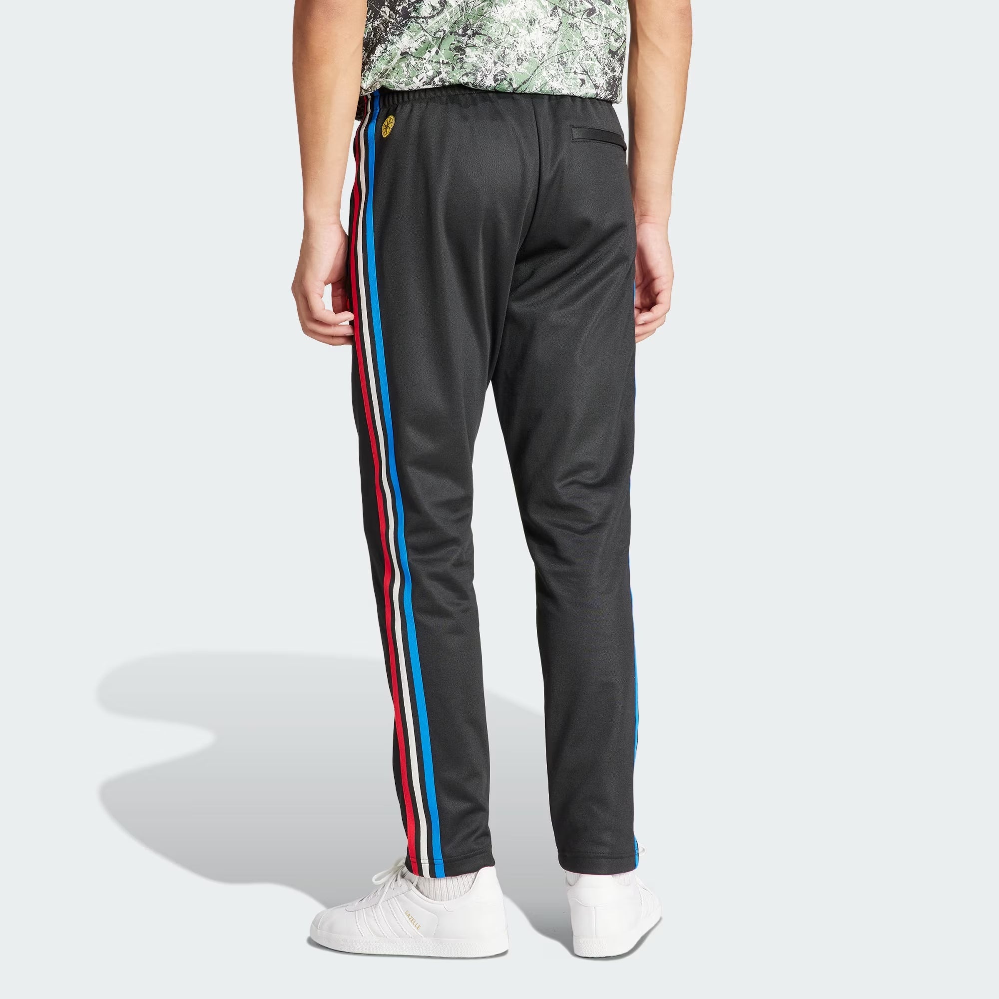 adidas adidas Manchester United Stone Roses Originals Pants Asia Sizing ...