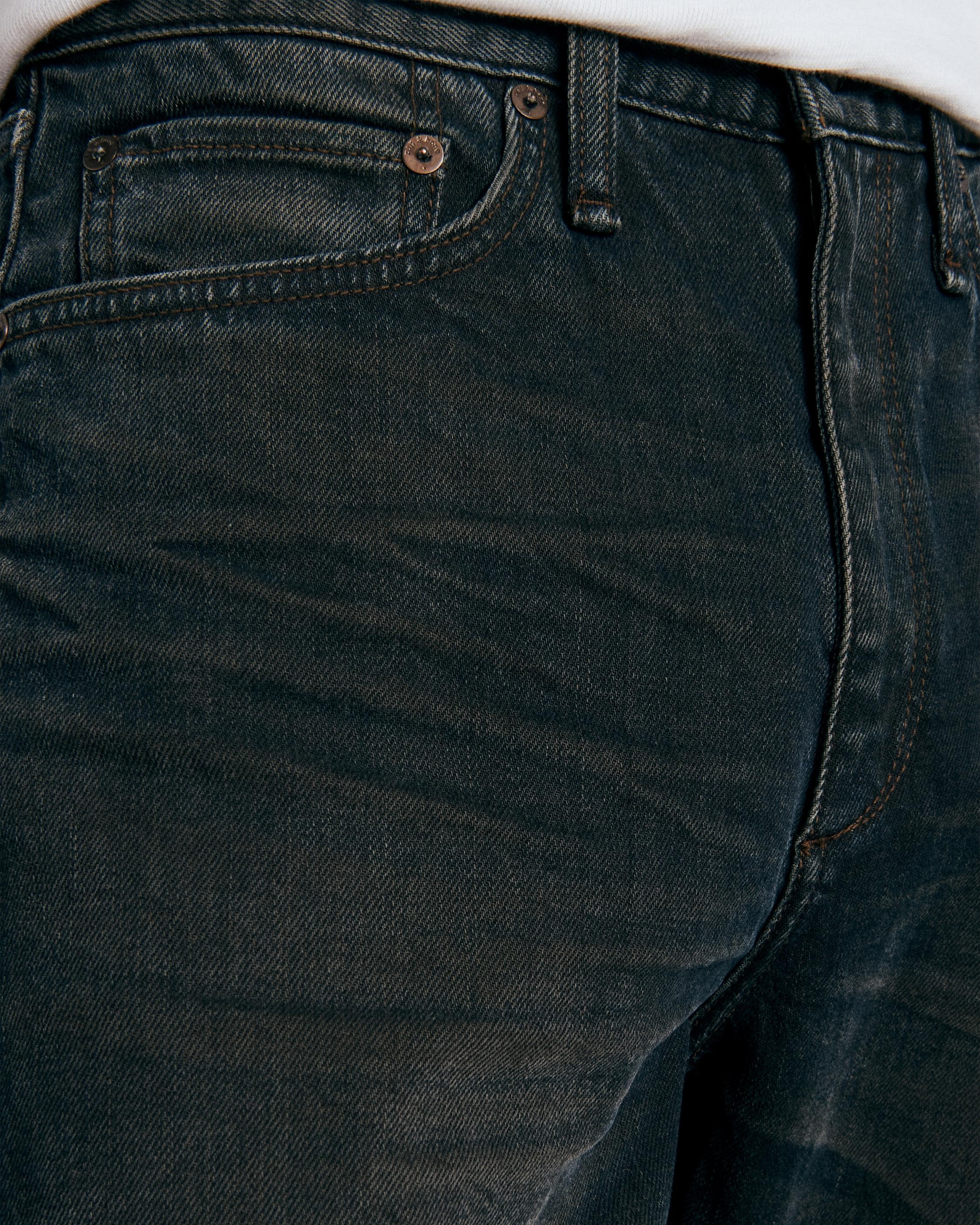 Fit 4 - Gage
Straight Fit Dark Indigo Authentic Stretch Jean - 5