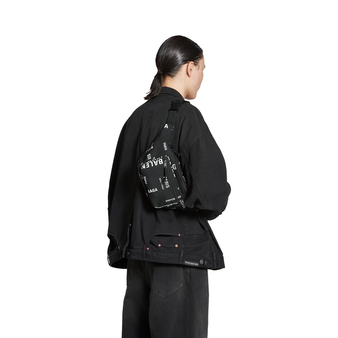 ★BALENCIAGA★ EXPLORER ベルトバッグ Bal Paris Allover BALENCIAGA Men's Explorer Beltpack Bal Paris Allover in