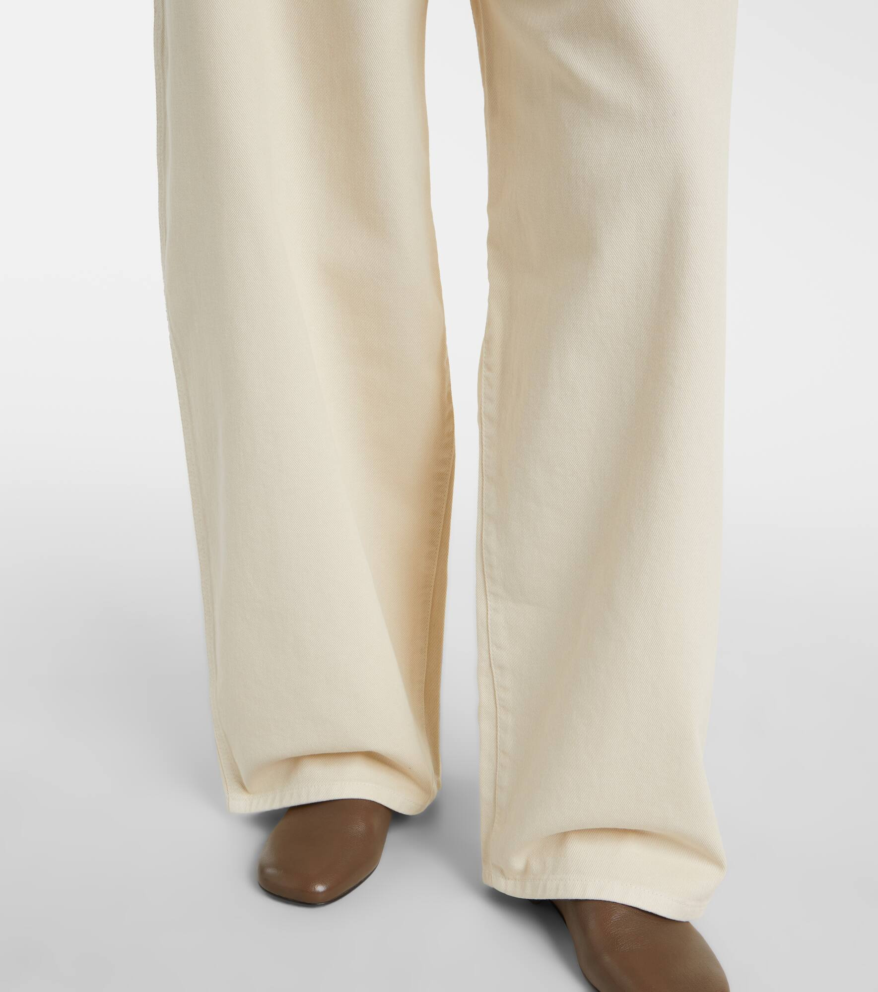 High-rise wide-leg jeans - 5