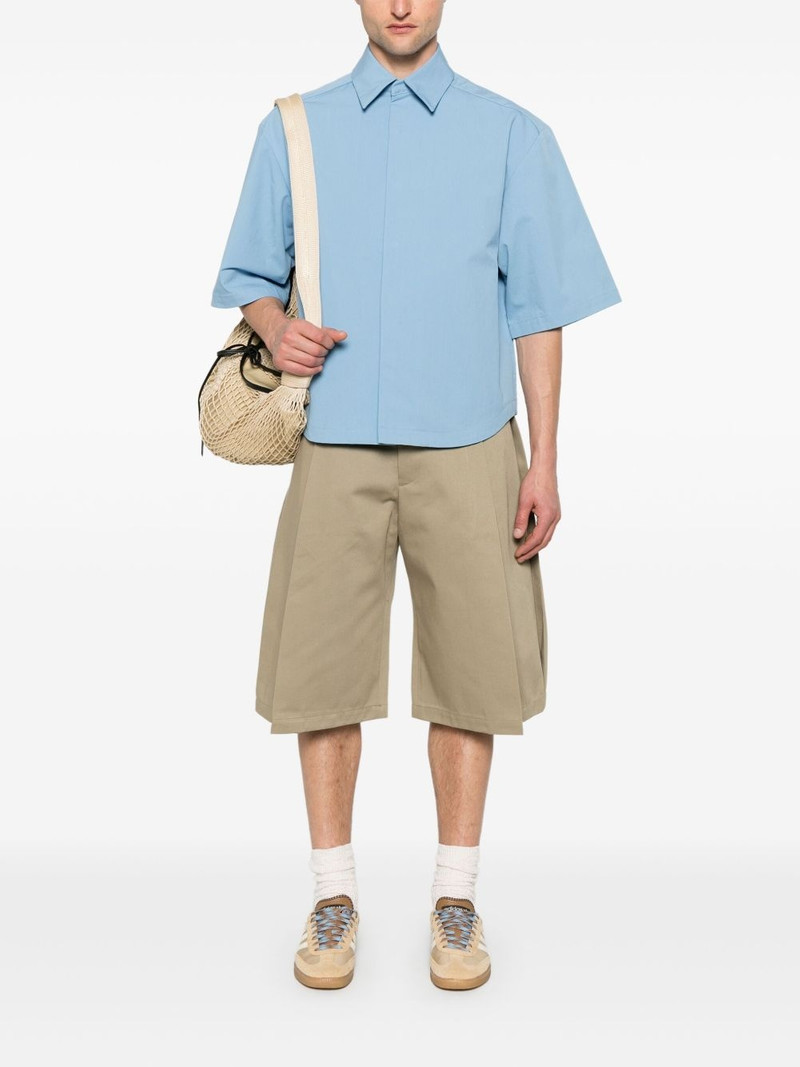 Seventh M5 Worker shirt outlook