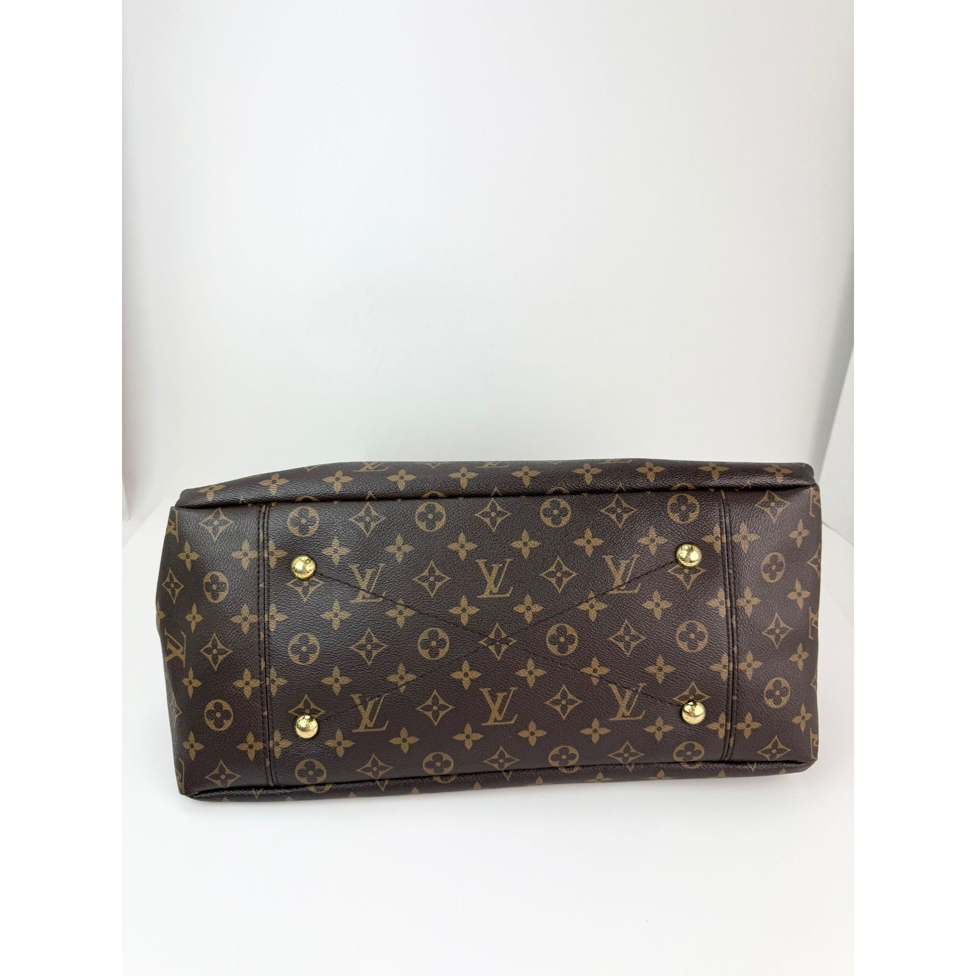 Louis Vuitton Artsy MM Canvas Monogram Hand Tote Bag - 18