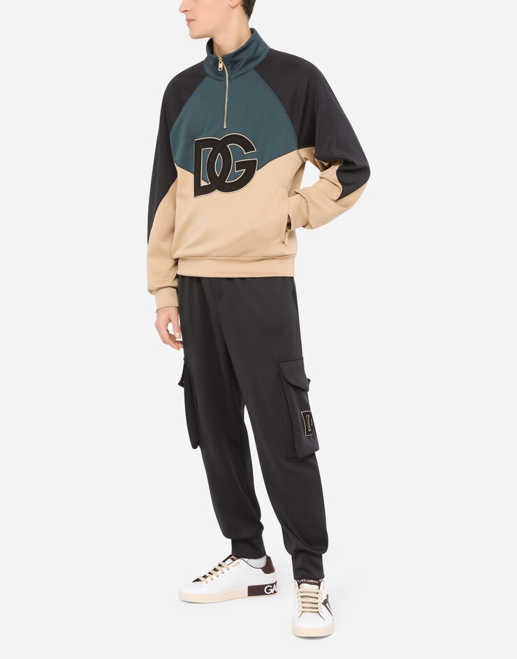 Cargo-style jogging pants with DG patch - 6