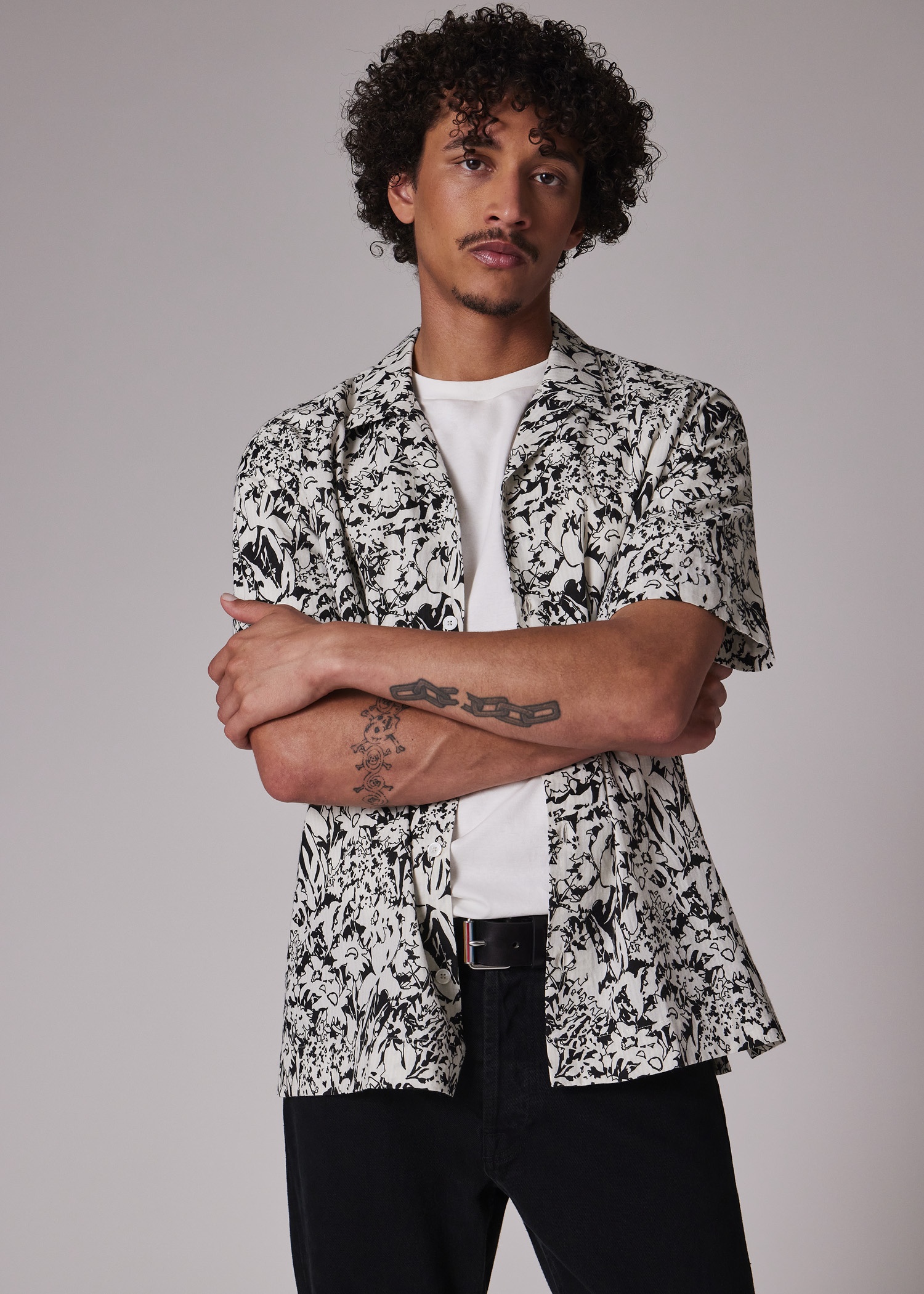 Black And White 'Avant Garden' Print Short-Sleeve Shirt - 4