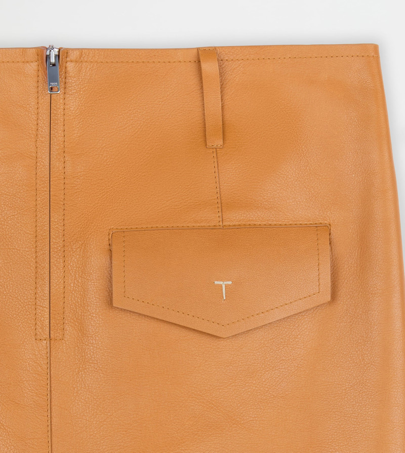 SKIRT IN LEATHER - ORANGE 8