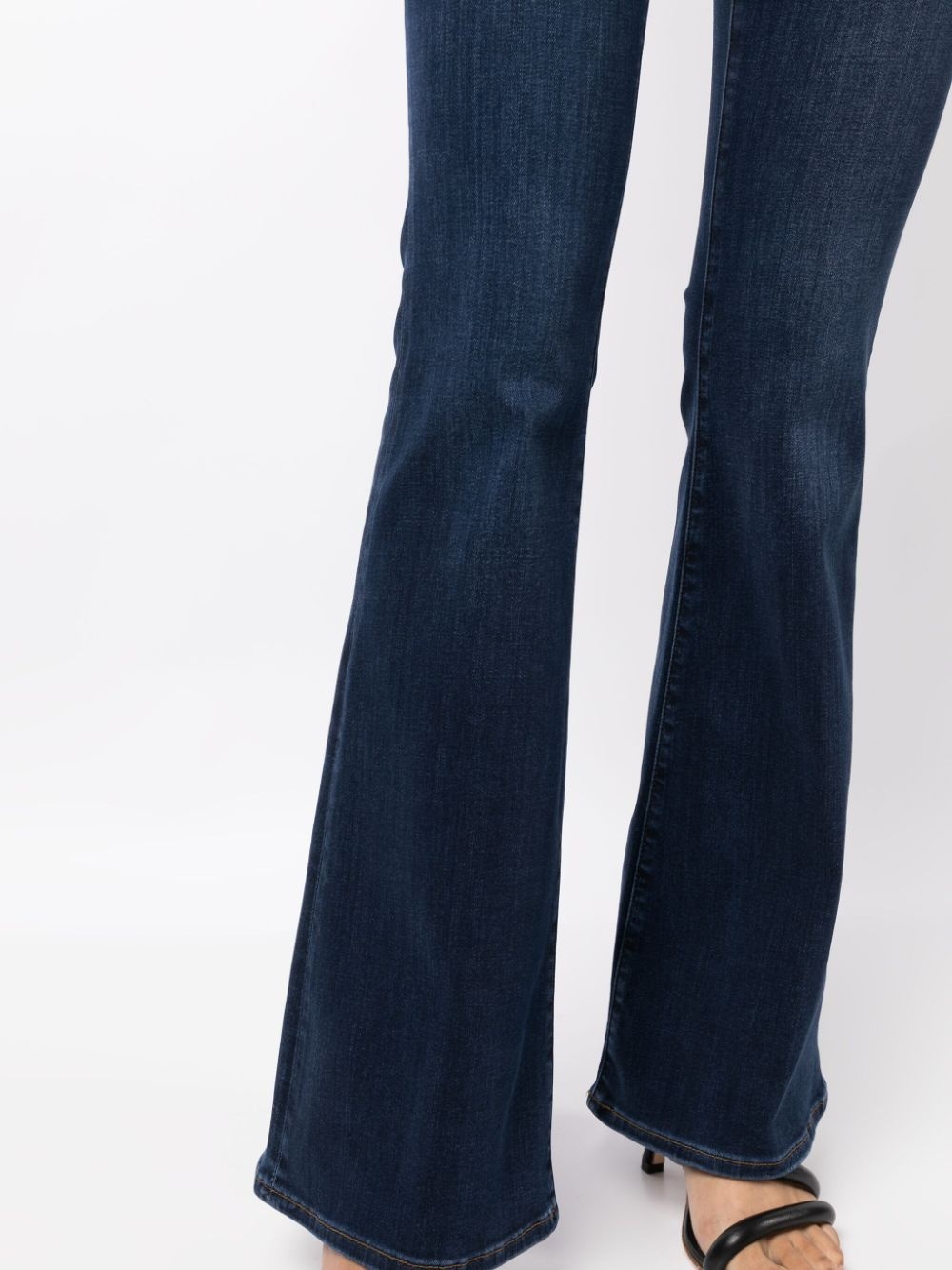 mid-rise flared jeans - 5