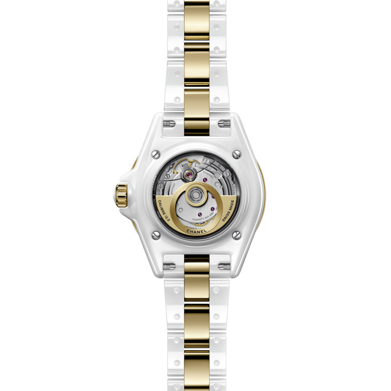 CHANEL J12 Watch Caliber 12.2, 33 MM outlook