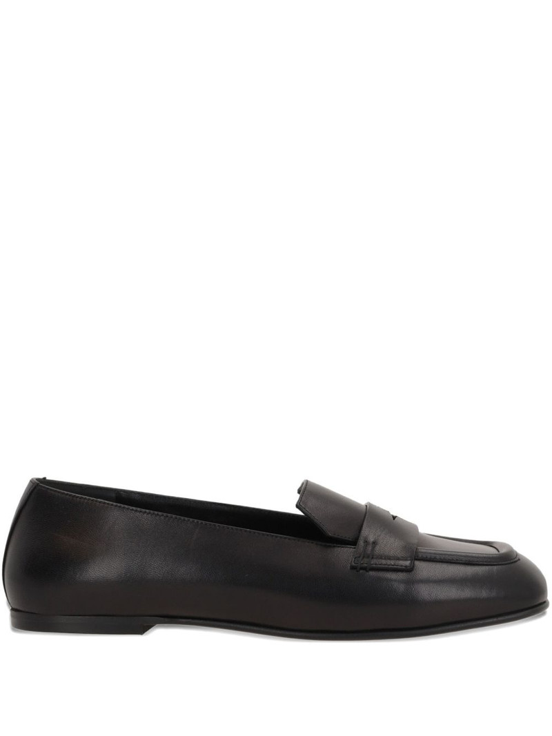 leather loafers 1