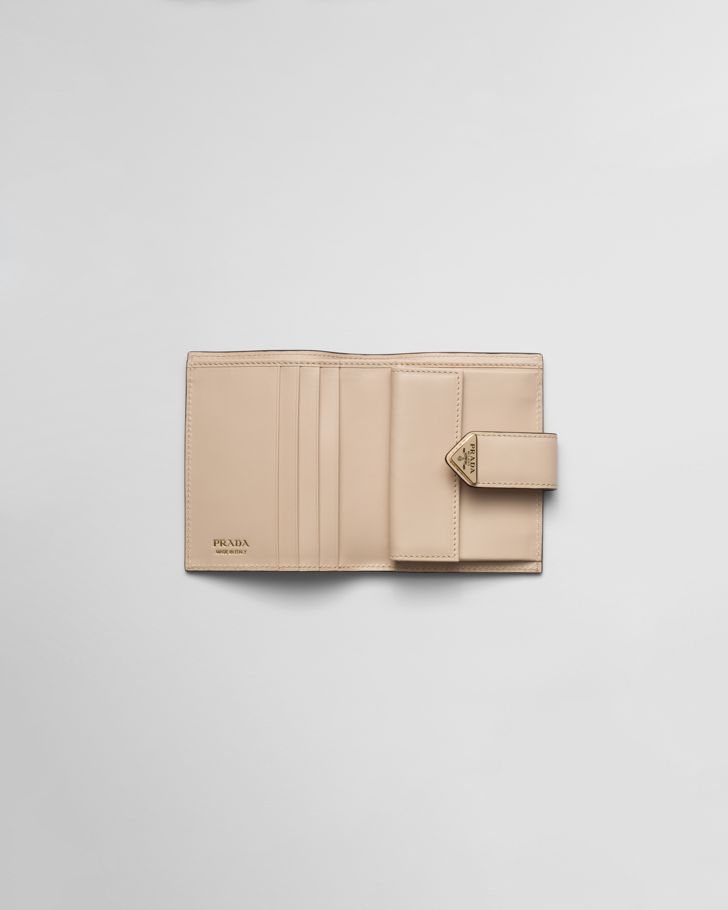 Small leather wallet 2