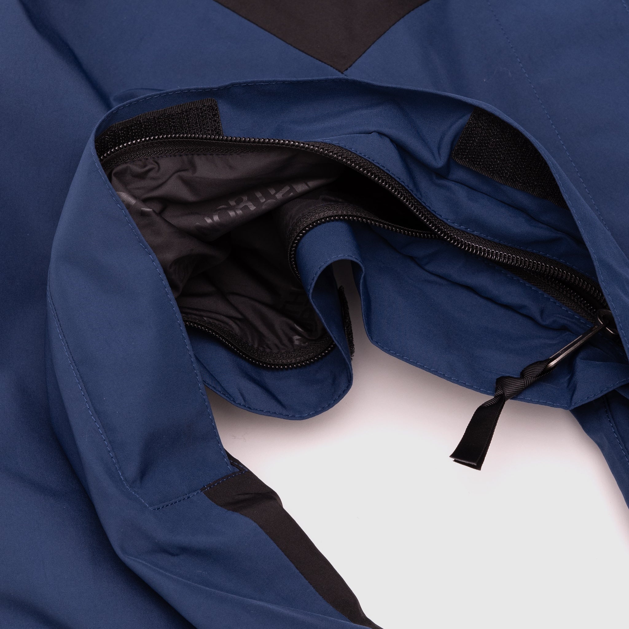 GORE-TEX MOUNTAIN JACKET - 5