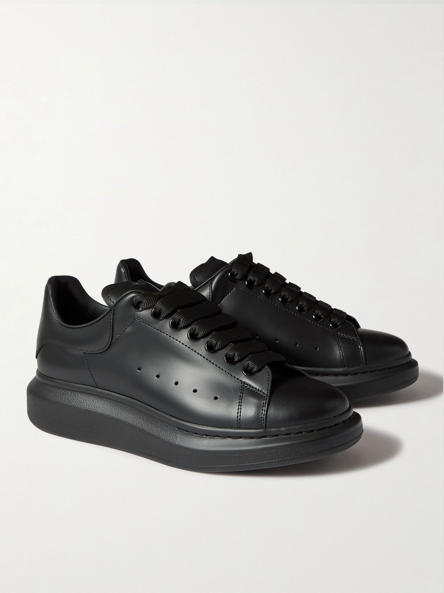 Exaggerated-Sole Studded Leather Sneakers Black - 4