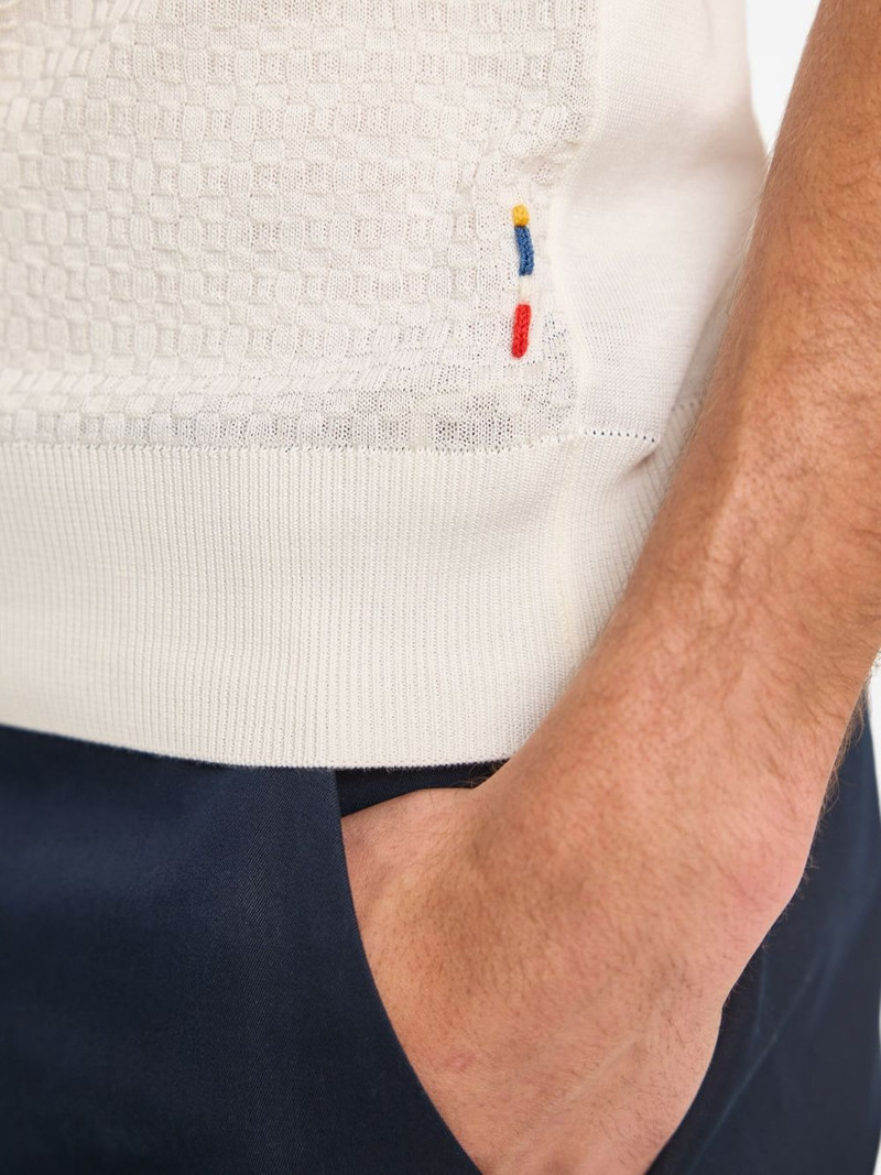 textured short-sleeve polo shirt 4