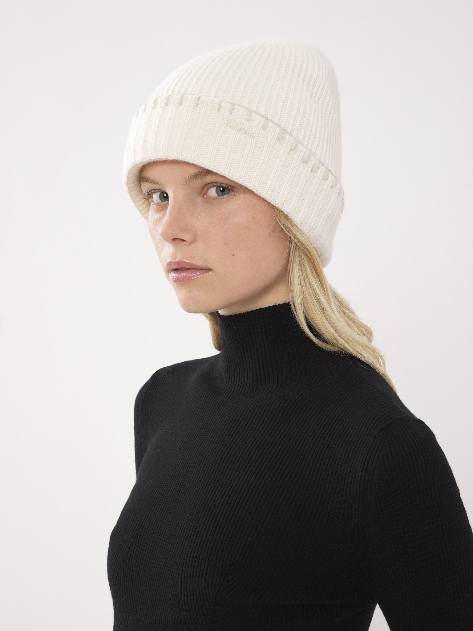 RIBBED KNIT BEANIE - 5