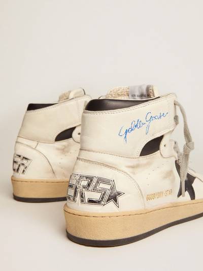 Golden Goose Men's Sky-Star with signature on the ankle and black inserts outlook