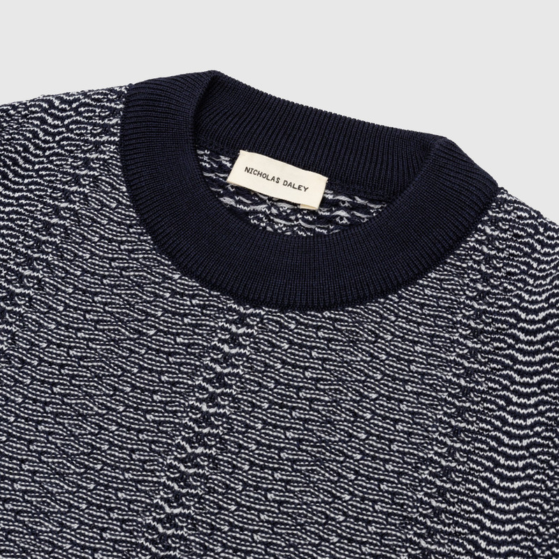 NICHOLAS DALEY WAVE KNITTED CREW NECK outlook
