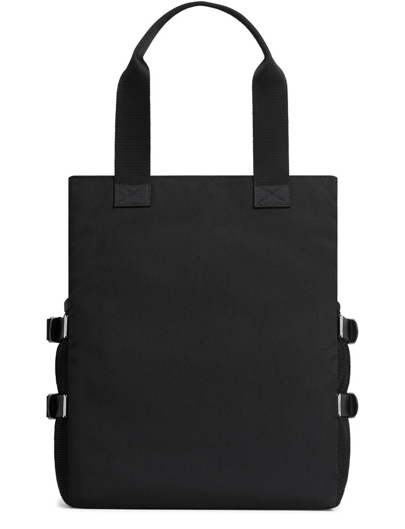 Tote bag in nylon with print 3