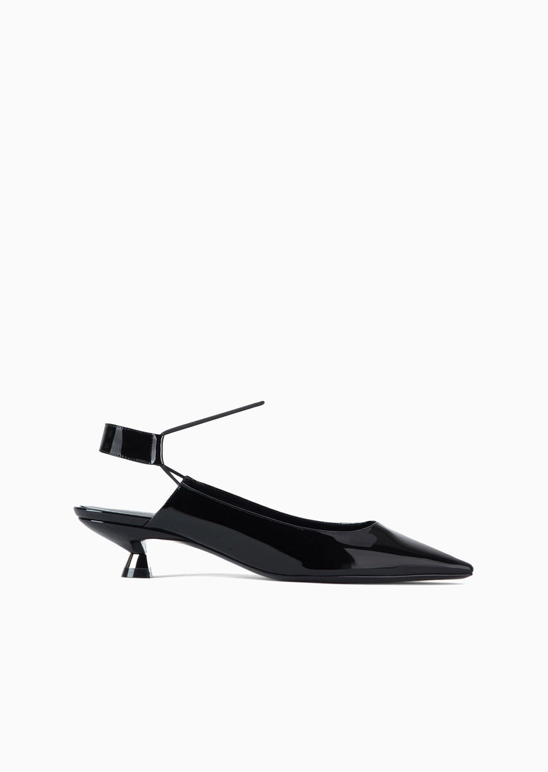 Smooth patent-leather slingbacks 1