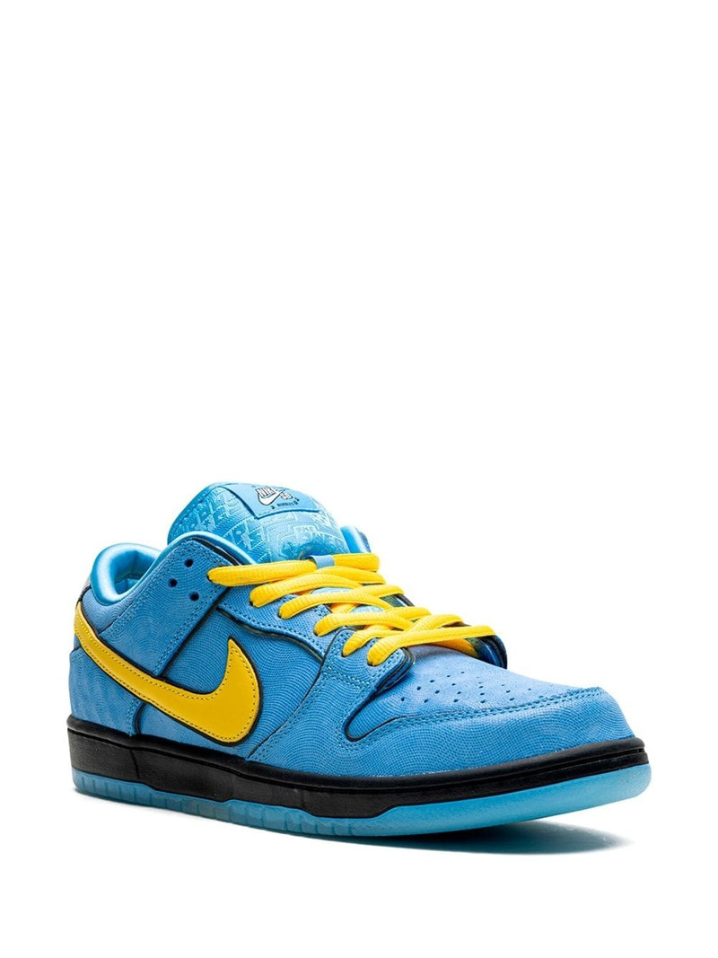 Nike x Powerpuff Girls SB Dunk "Bubbles" sneakers outlook