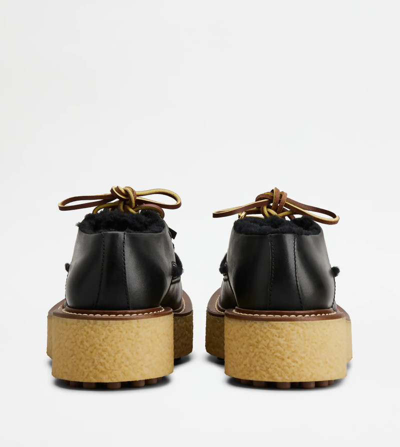 Tod's LACED PLATFORM LOAFERS IN LEATHER AND WOOL - BLACK outlook