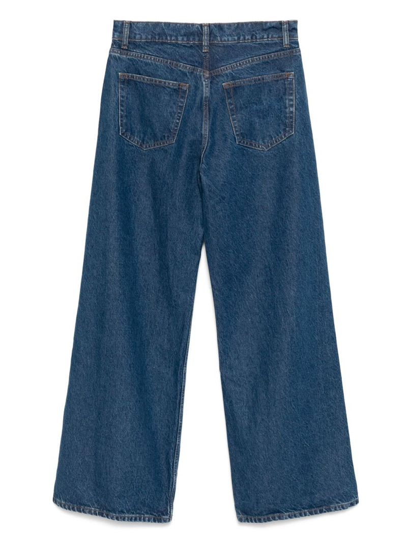 Reformation Cary jeans outlook