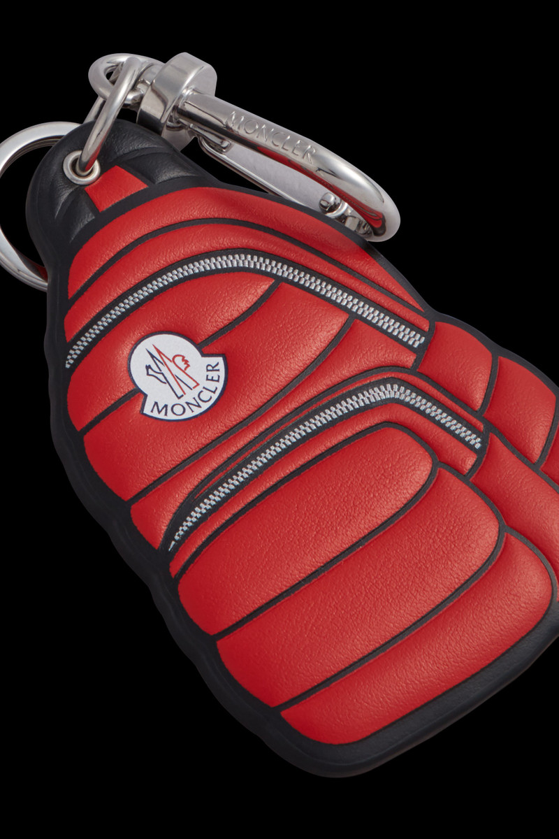 Backpack-Shaped Key Ring 4