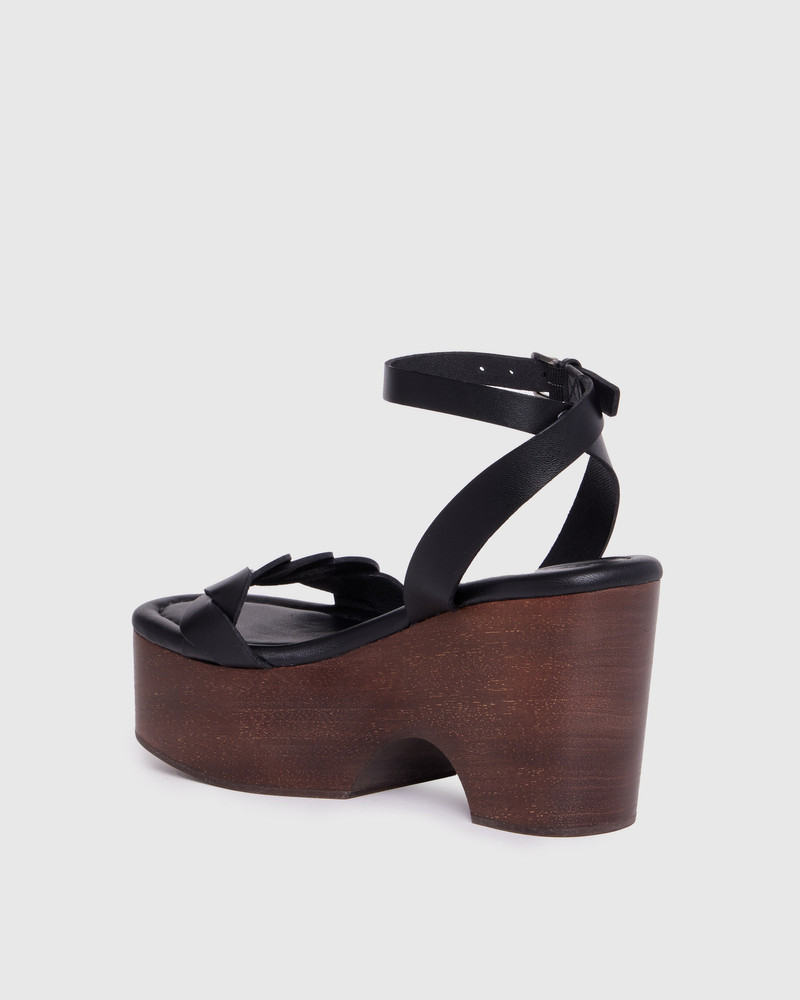 Romy Sandal 3