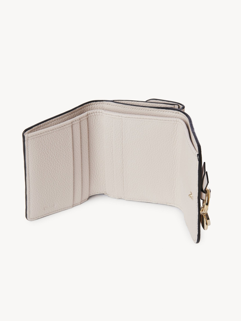 Chloé ALPHABET SMALL TRI-FOLD outlook