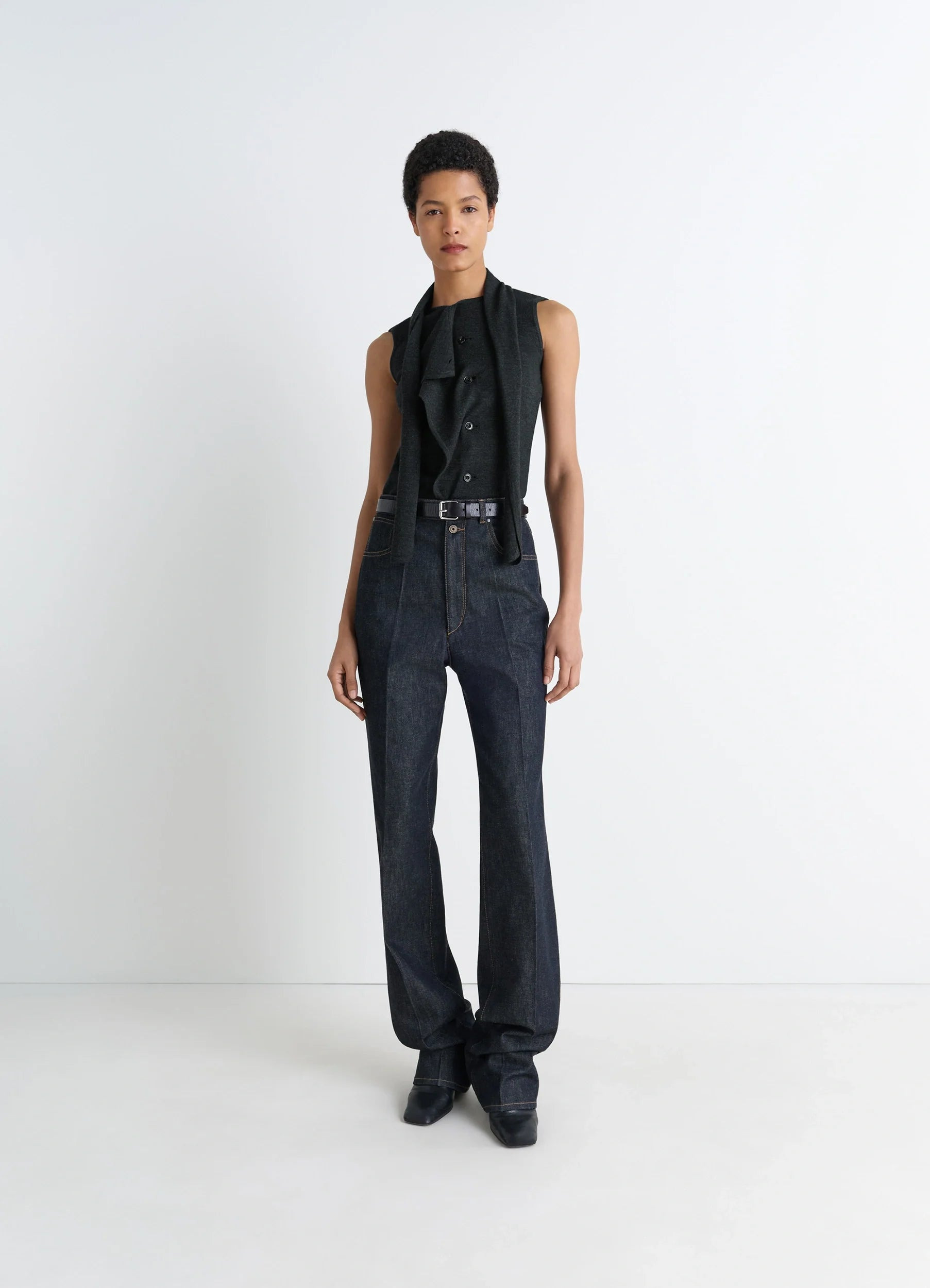 ASYMMETRICAL SLEEVELESS CARDIGAN - 3