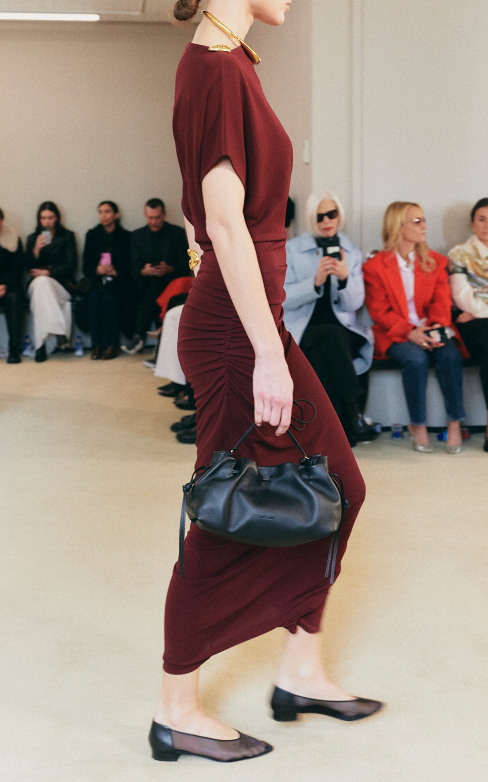 Brina Asymmetric Jersey Midi Dress burgundy - 3