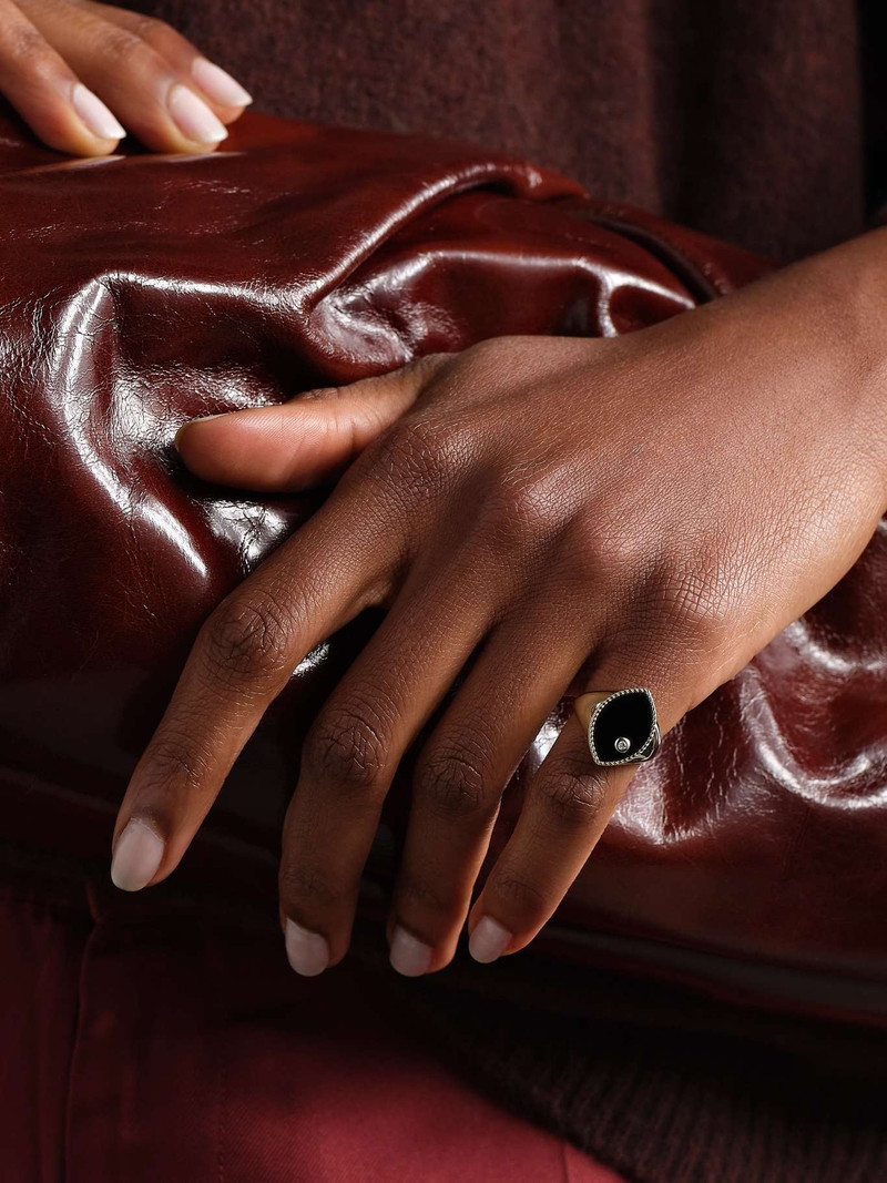 Yvonne Léon Chevalière Marquise 9-karat gold, onyx and diamond ring Black outlook
