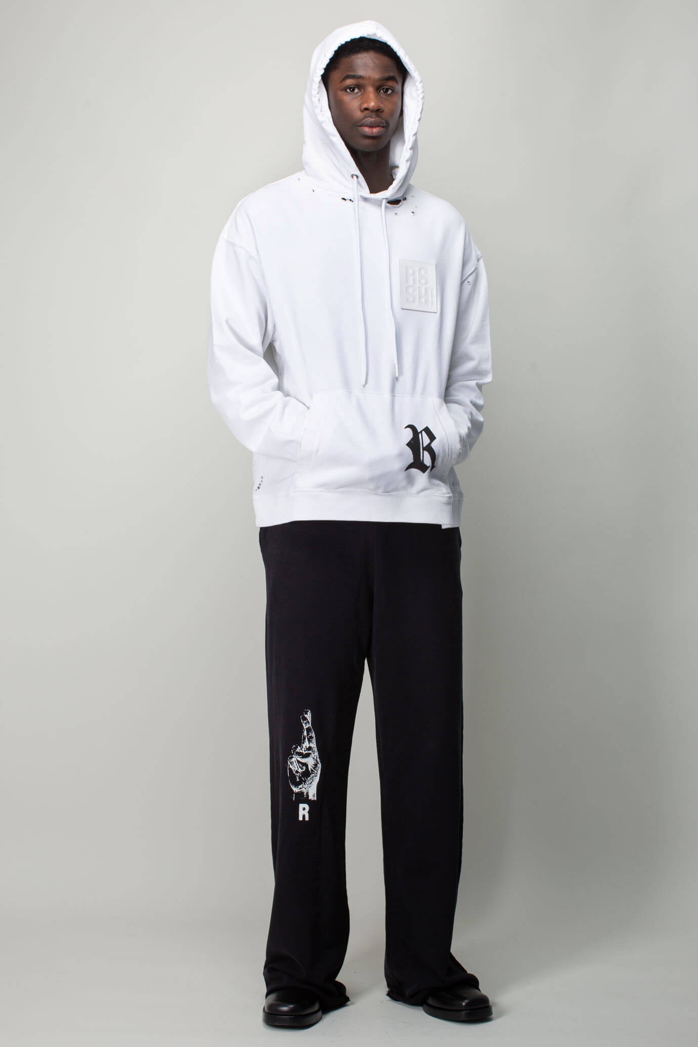 Destroyed Regular fit Hoodie with R print - 2