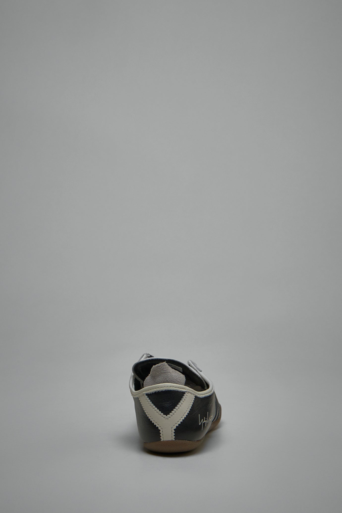 Y-3 Tokyo - 4