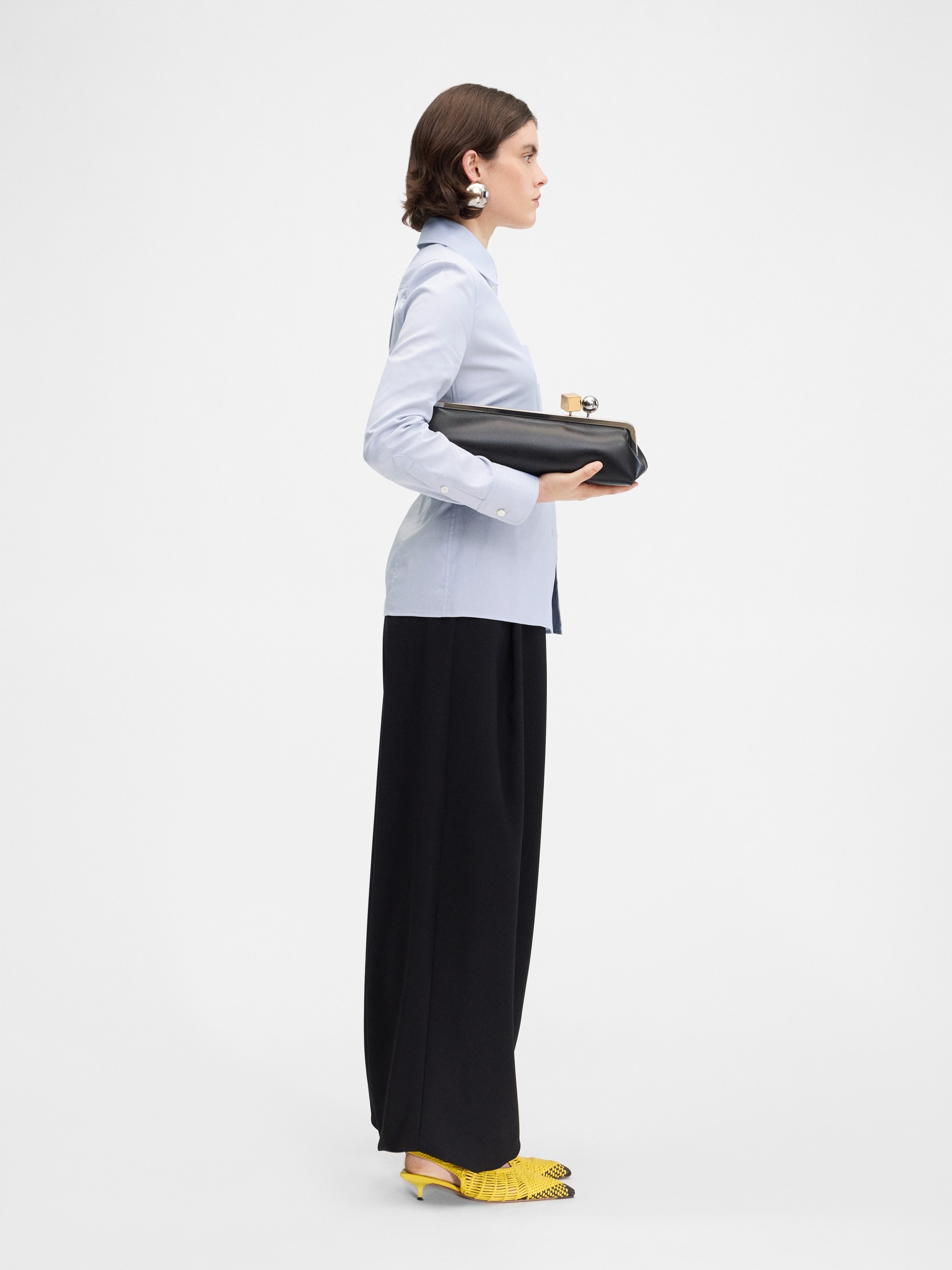 The suit shirt - 3